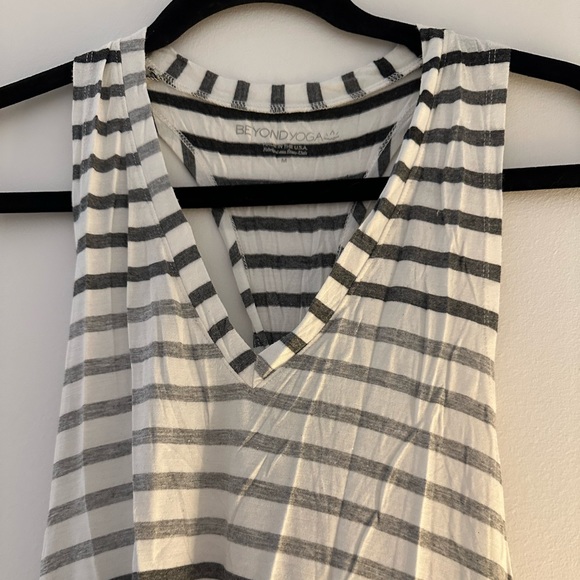 Beyond Yoga Bring It Ombré Striped Racerback Tank, size: M - Picture 2 of 3